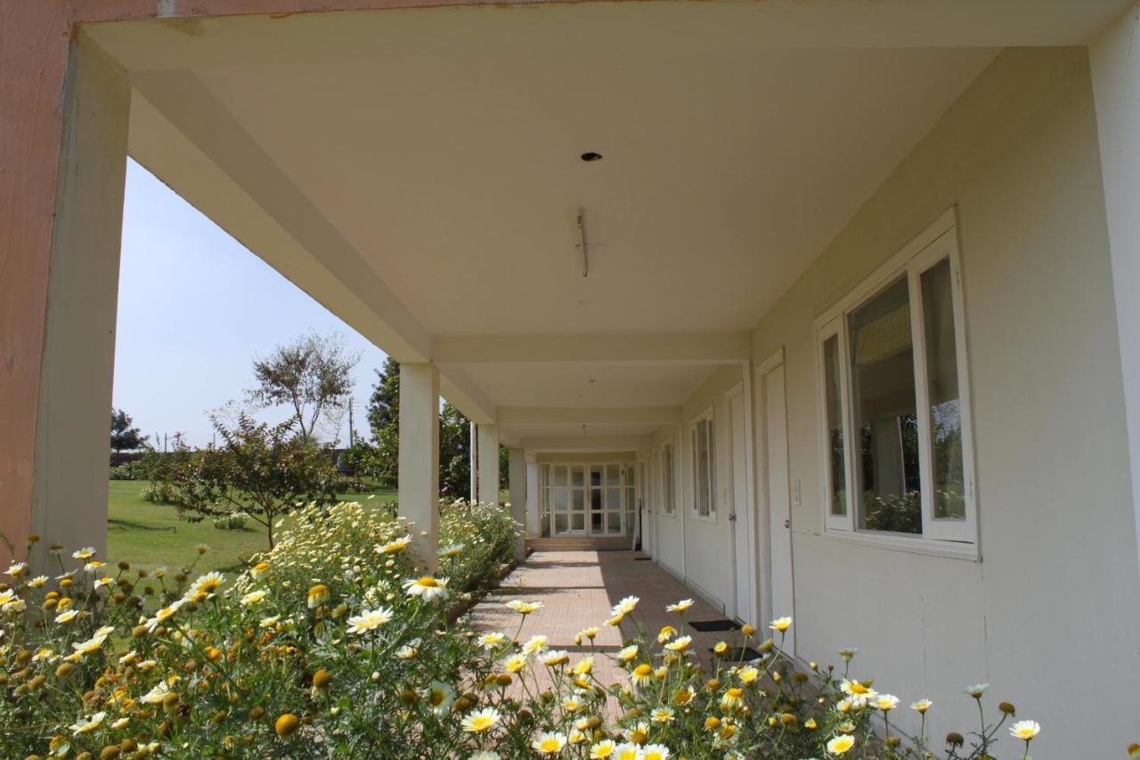 Aravali Hill View Estate Villa Гургаон Екстериор снимка